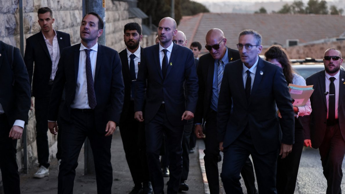 [Vidéo] Incident diplomatique franco-israélien à Jérusalem, deux gendarmes français arrêtés